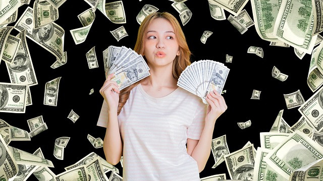 Best Zodiac Signs at Managing Money