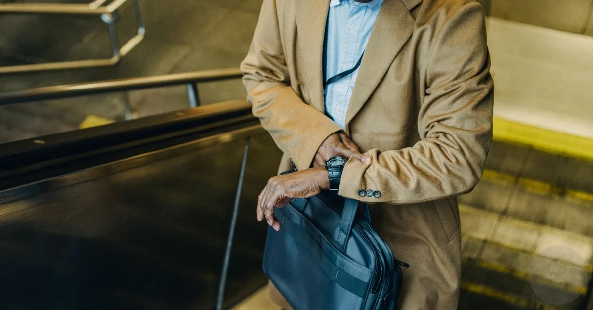 How Each Zodiac Sign Behaves When They’re Running Late: Some Panic, Others Make It Everyone Else’s Problem