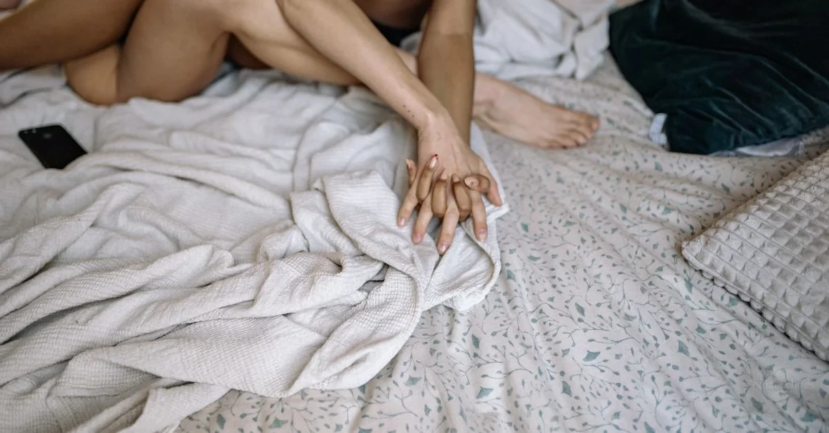 Sex and Body Insecurity: Which Zodiac Signs Struggle Most to Completely Let Go in the Bedroom?