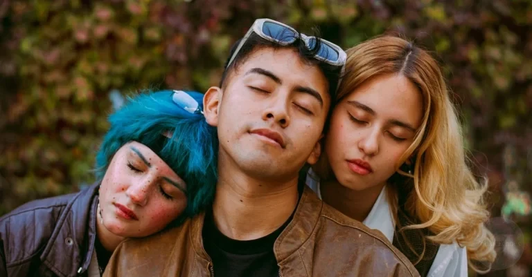 When Your Best Friend Becomes Sexually Tempting: Some Zodiac Signs Would Rather Risk the Friendship Than Wonder Forever