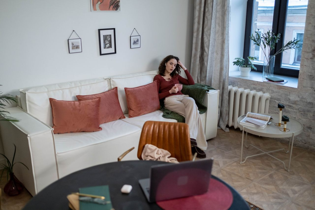 Which Zodiac Signs Would Spend 30 Days Sharing a Tiny Apartment With the Person They Hate Most for $2 Million?