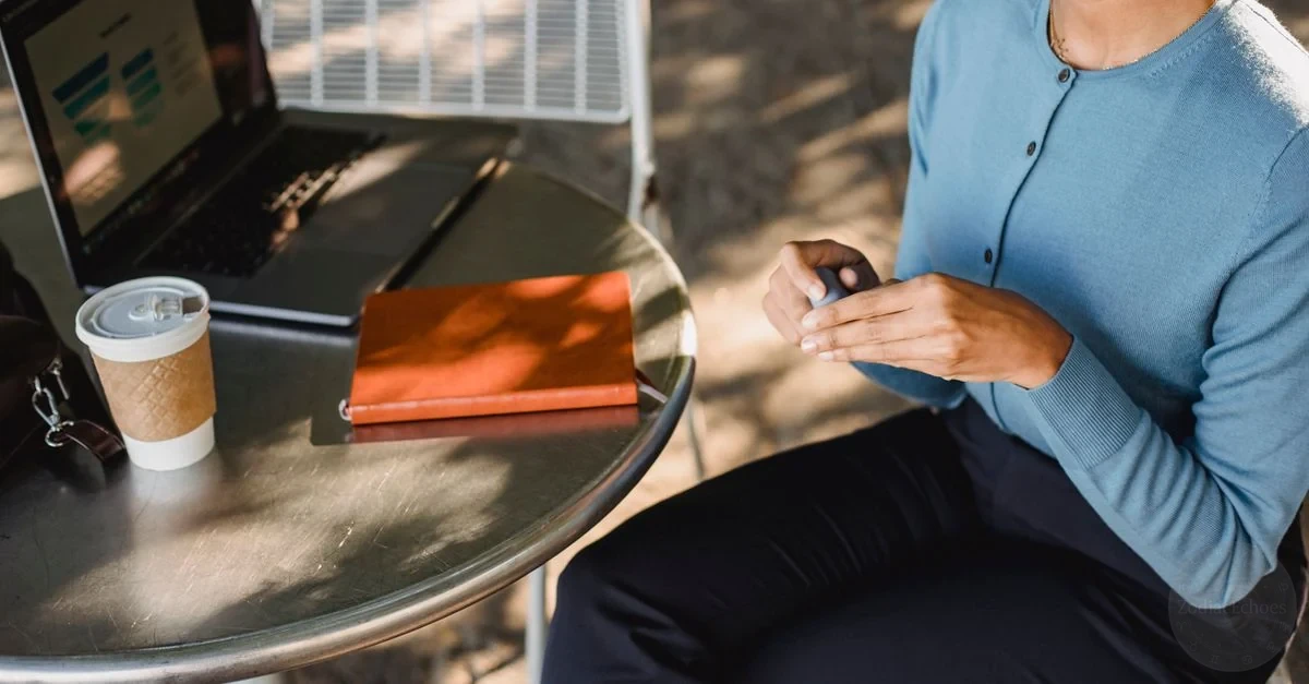 Which Zodiac Signs Would Give Up Their Smartphone and All Internet Access for an Entire Year for $1 Million?